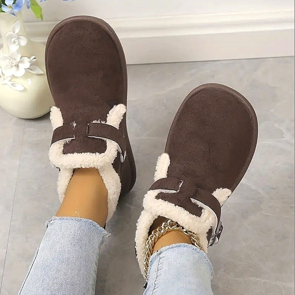 Mary Jane Style Fur Lined Winter Shoes.  . Birkenstock Look alike.. Size 8.5 🌴 - Picture 2 of 11